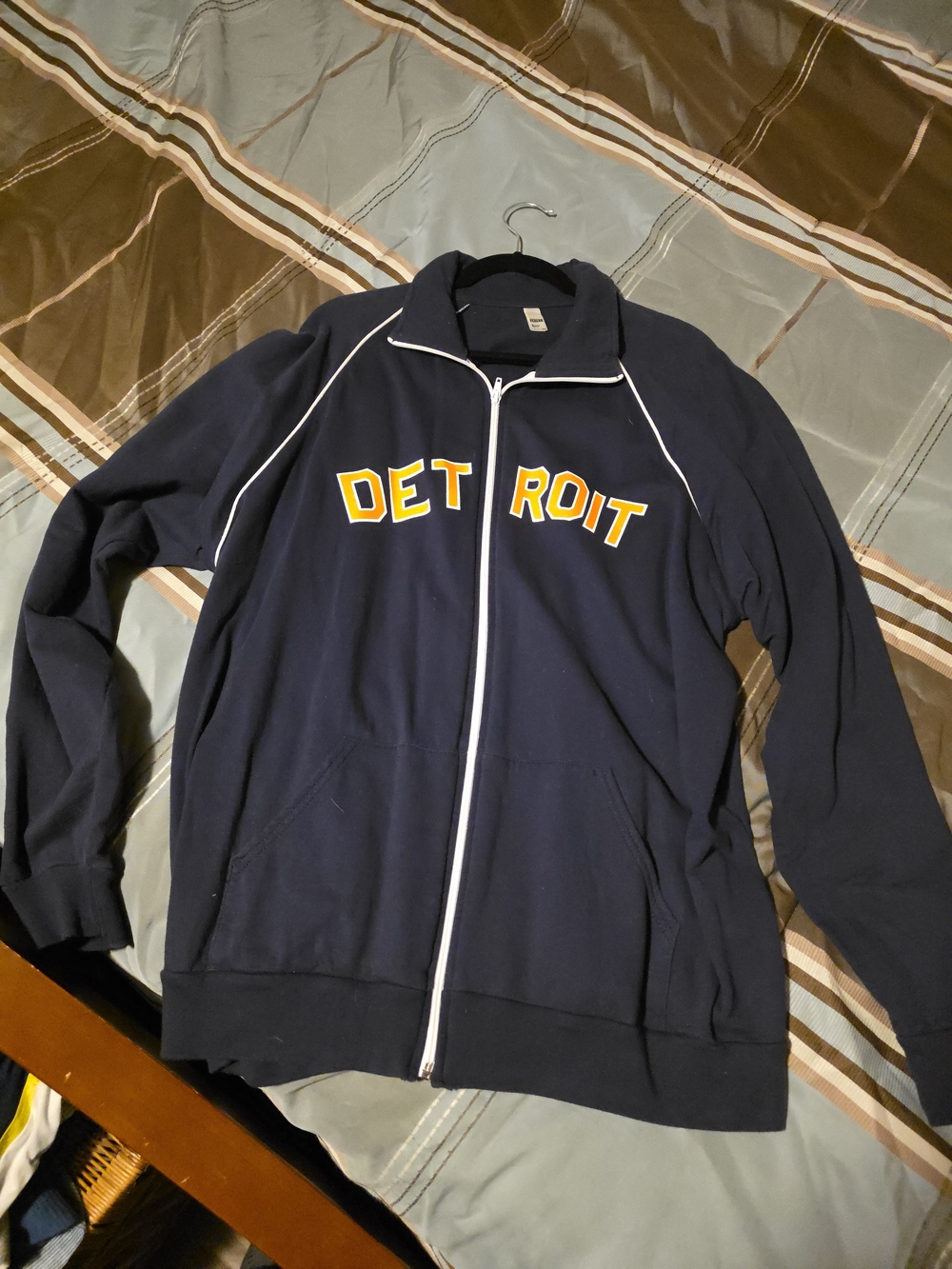 Mens Made In Detroit Zip Up. sz 2XL
